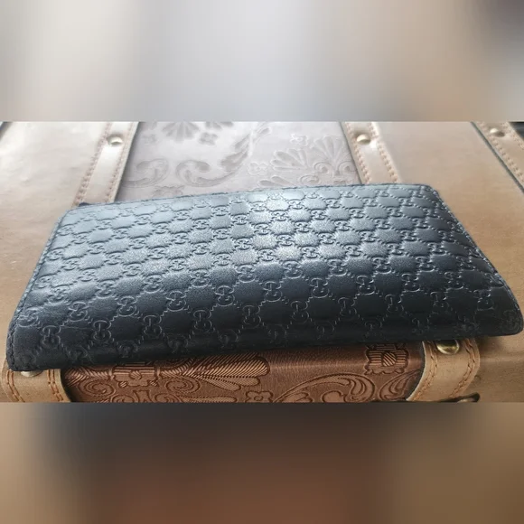 Gucci Navy Leather Wallet